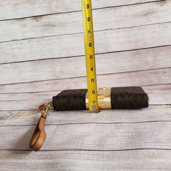 Michael Kors Signature Continental Zip Around Wallet Wristlet Metallic Logo - Picture 11 of 13